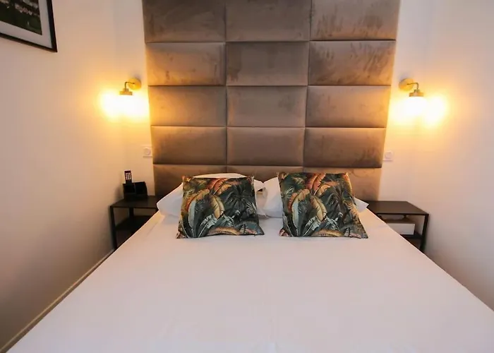 G2 - Appartement 2 Ch Climatise Centre Angouleme